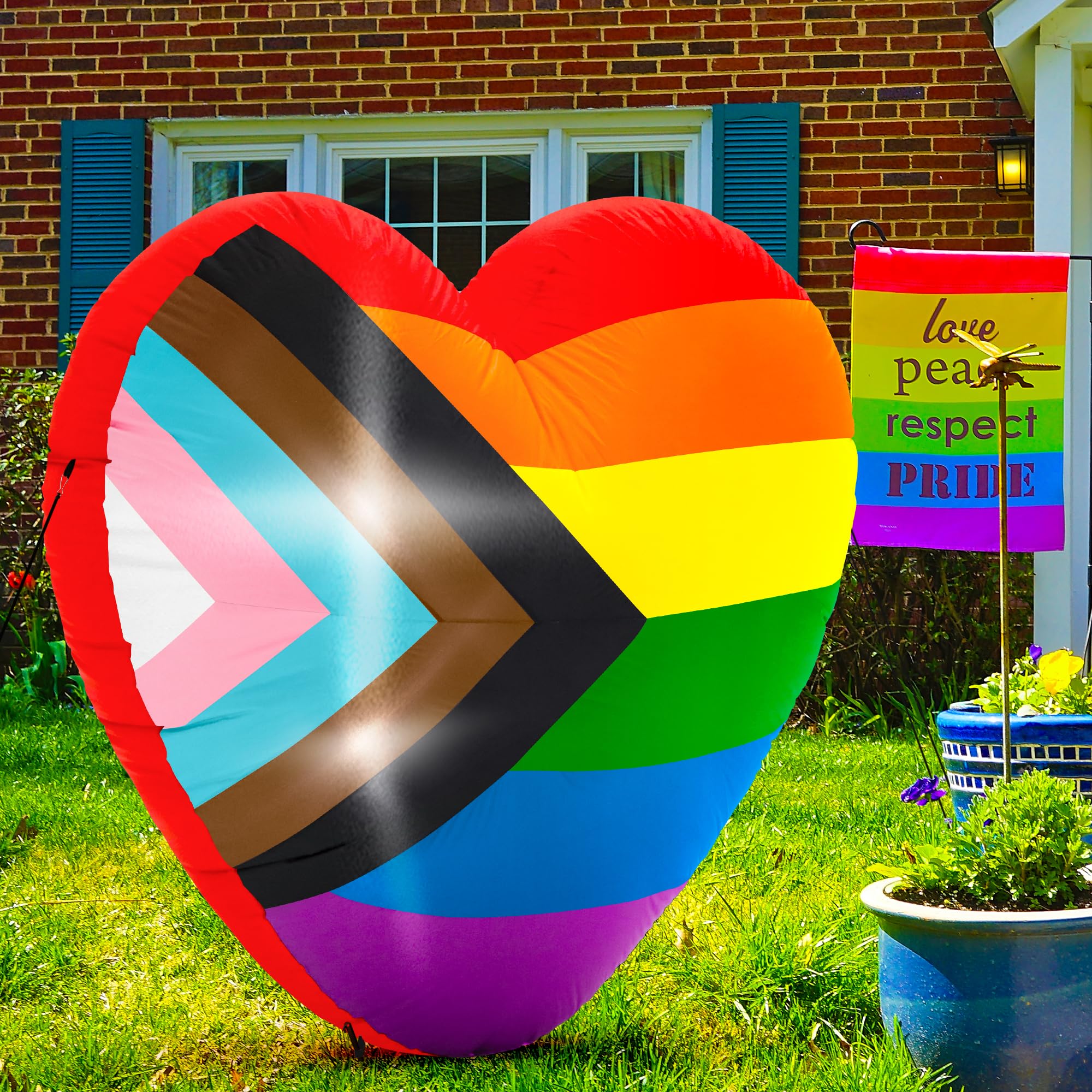 Melisheer heart on parade street increasing visibility and photo appeal