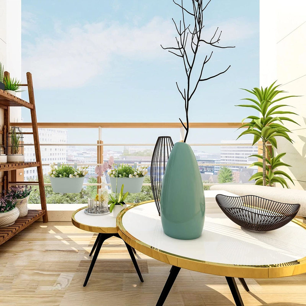 Meltset M on a patio with plants illustrating curb appeal and color