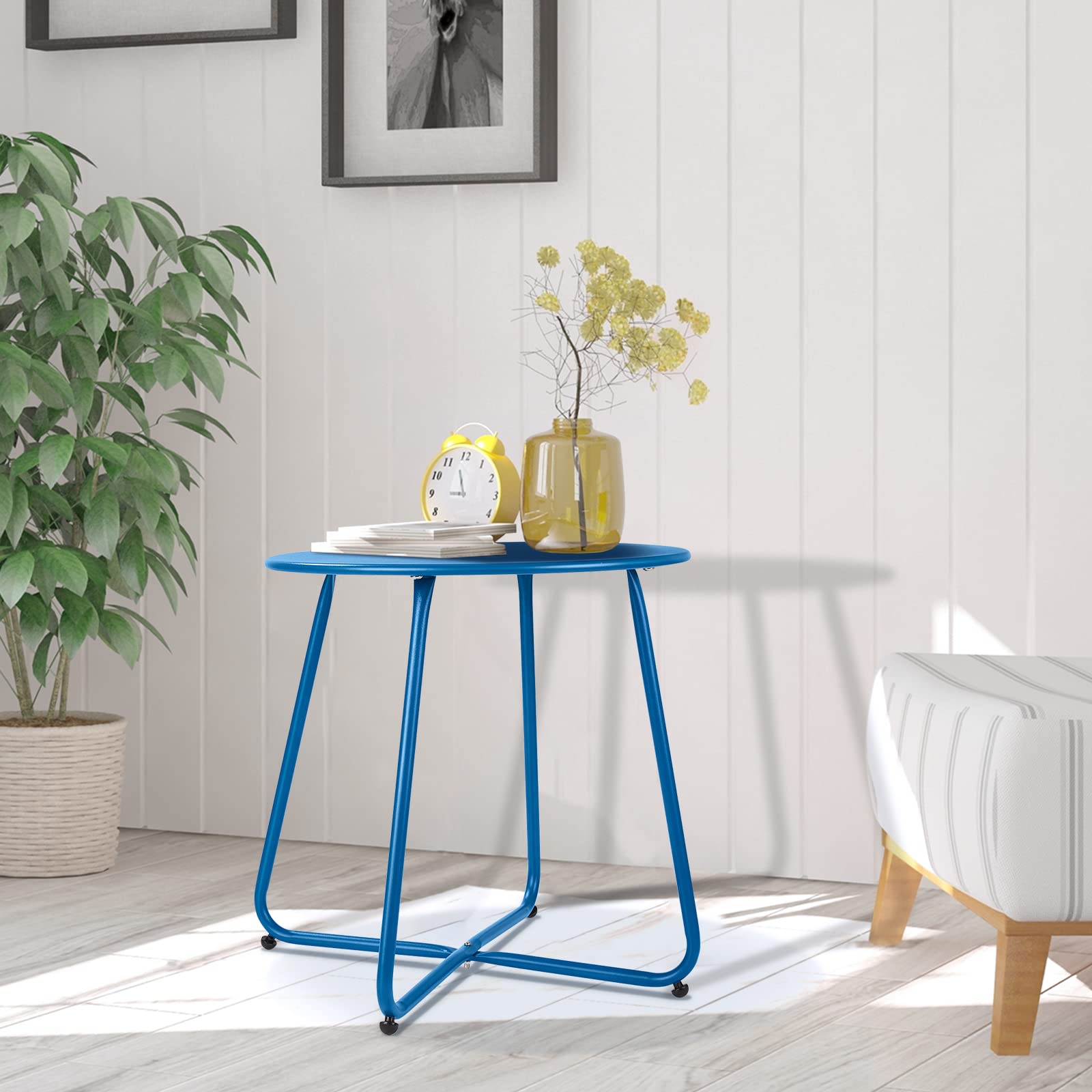 Meluvici packed flat for assembly emphasizing easy setup and lightweight portability