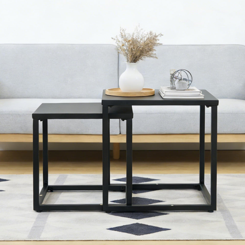 Meluvici close-up of smaller table top highlighting compact surface and easy pairing