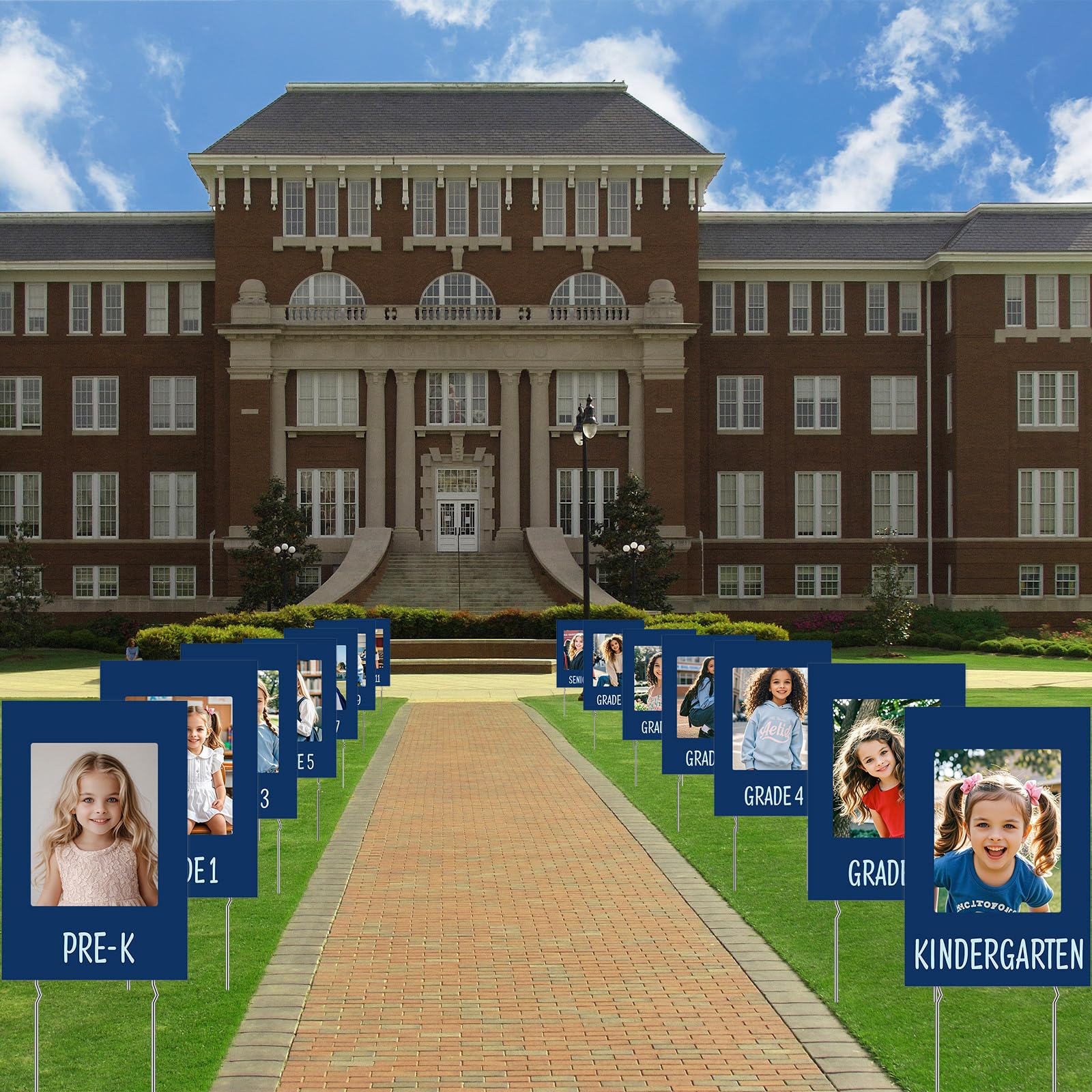 Memorywuu example photo inserted into a blue frame, highlighting personalized memory presentation
