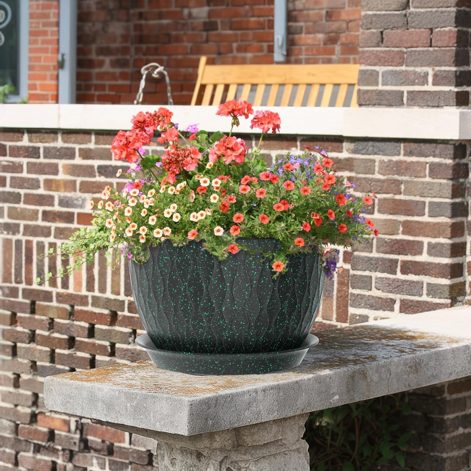Meowell pot next to hand for size comparison demonstrating lightweight portability