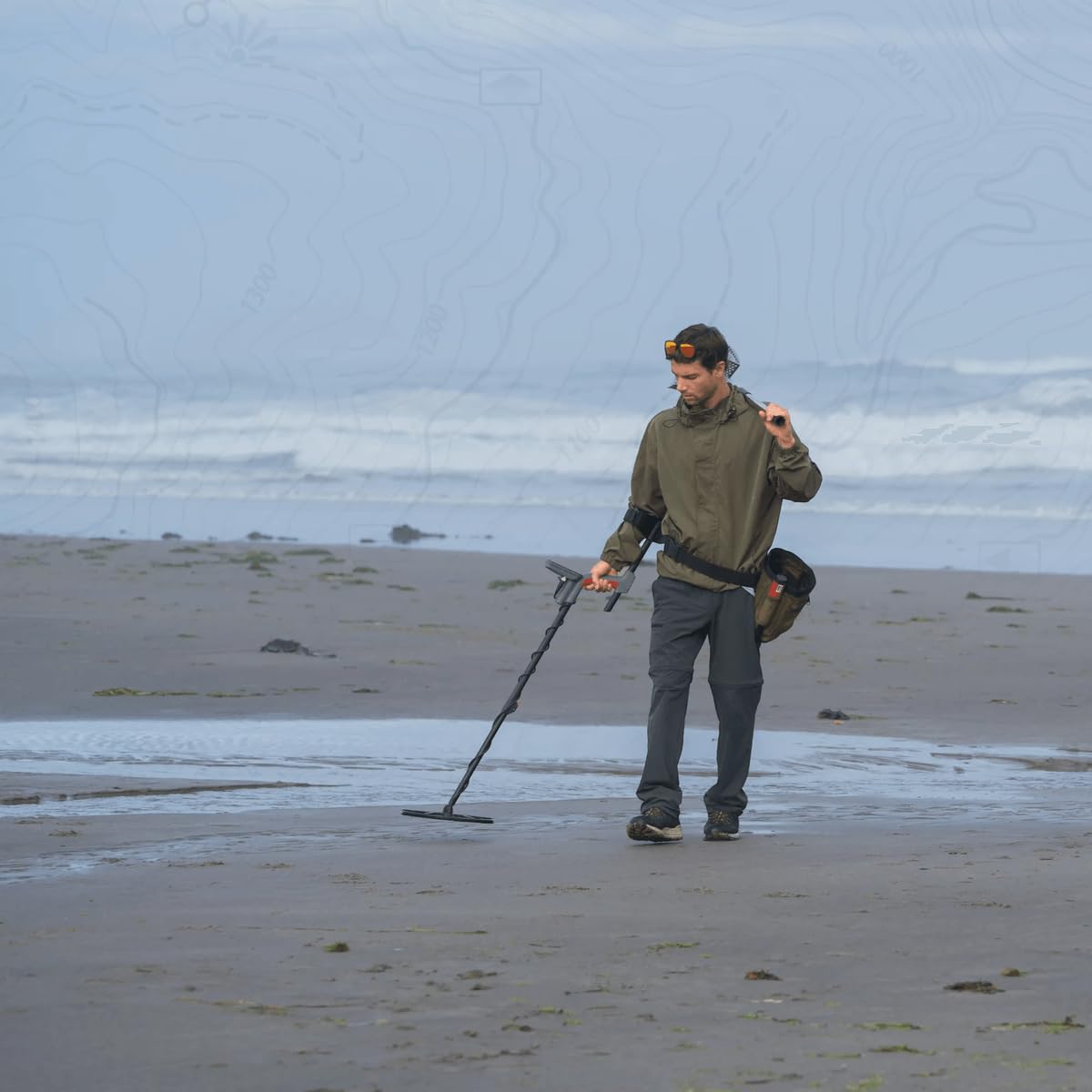 MINELAB Vanquish 560 folded for transport highlighting portability and easy storage benefit