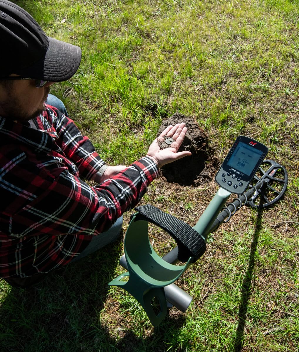 MINELAB X-Terra PRO lifestyle beach hunt shot showing versatility and comfort