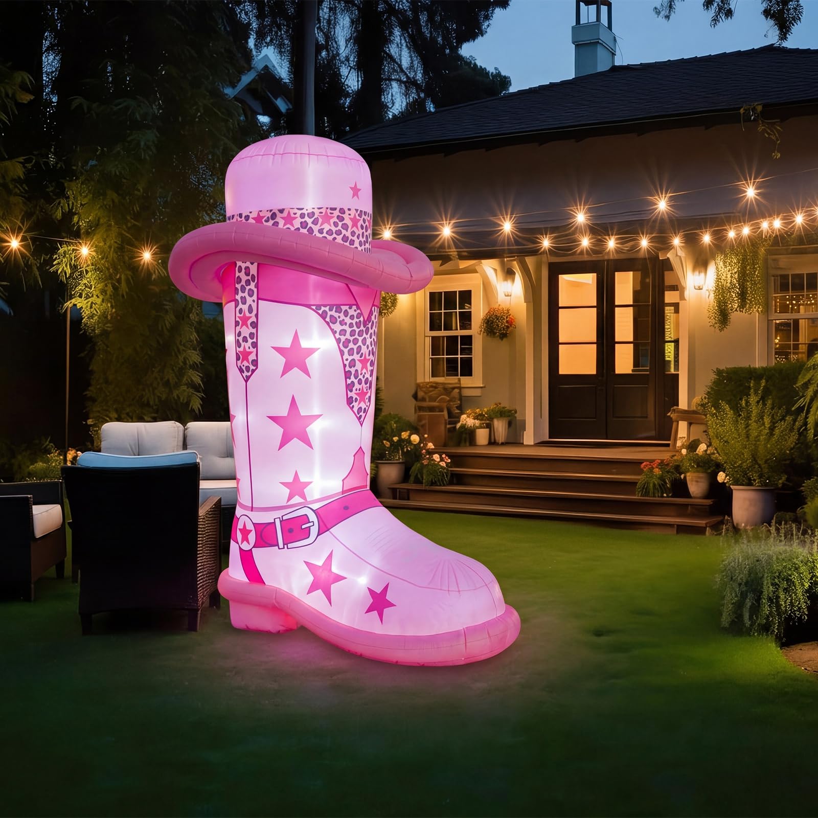 MiniInflat boot at garden party creating western atmosphere and photo moment