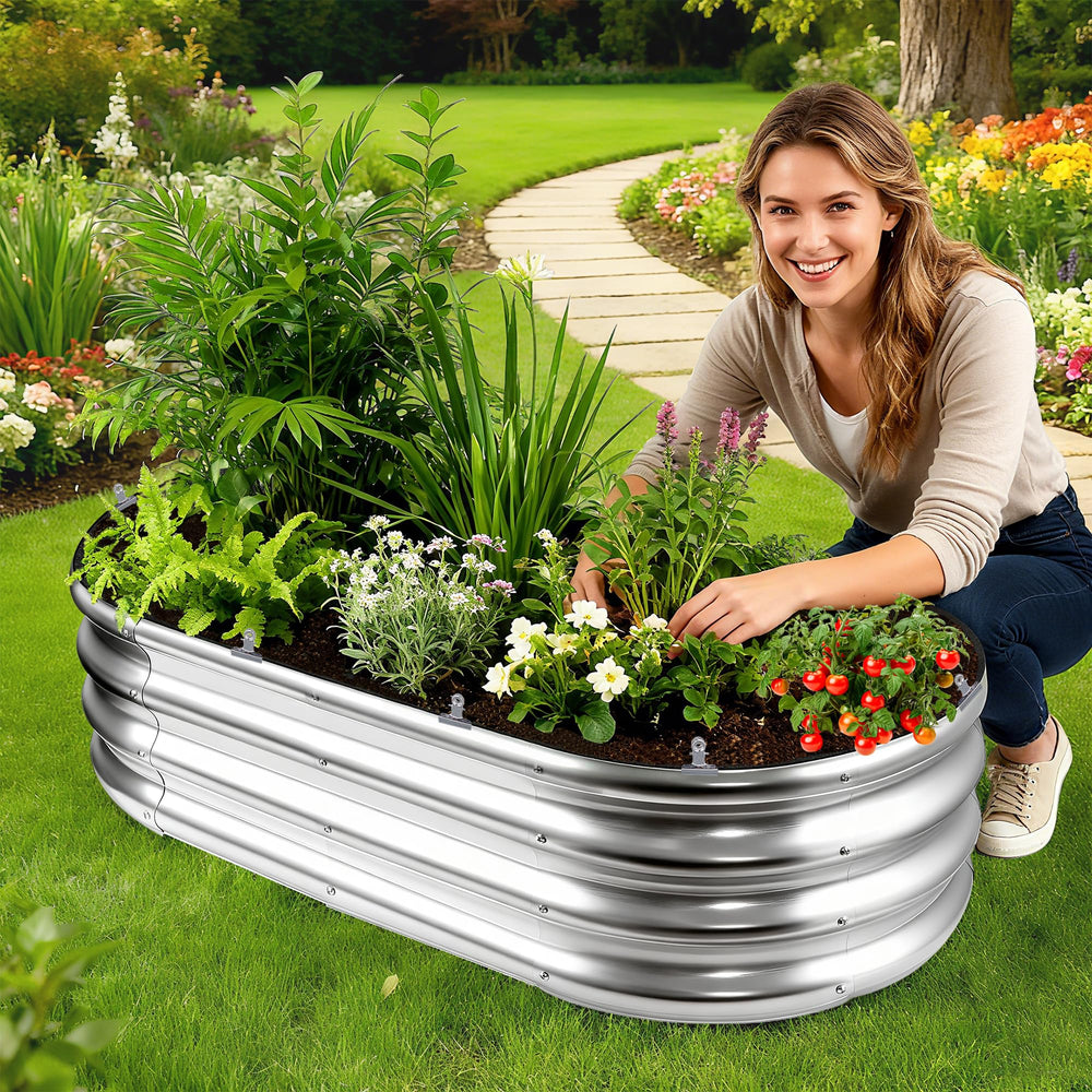 Mizelu lifestyle patio garden showing liners growing vegetables and saving space