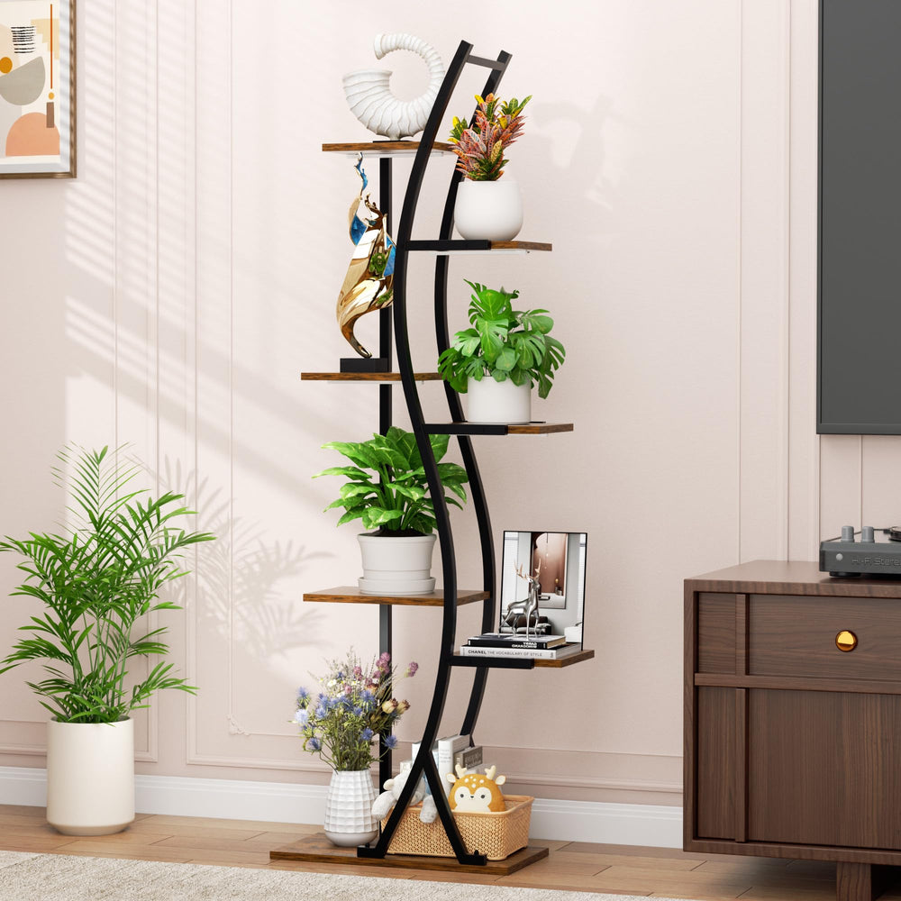MJOMKN assorted pots on tiers illustrating mixed pot sizes and layered greenery benefit