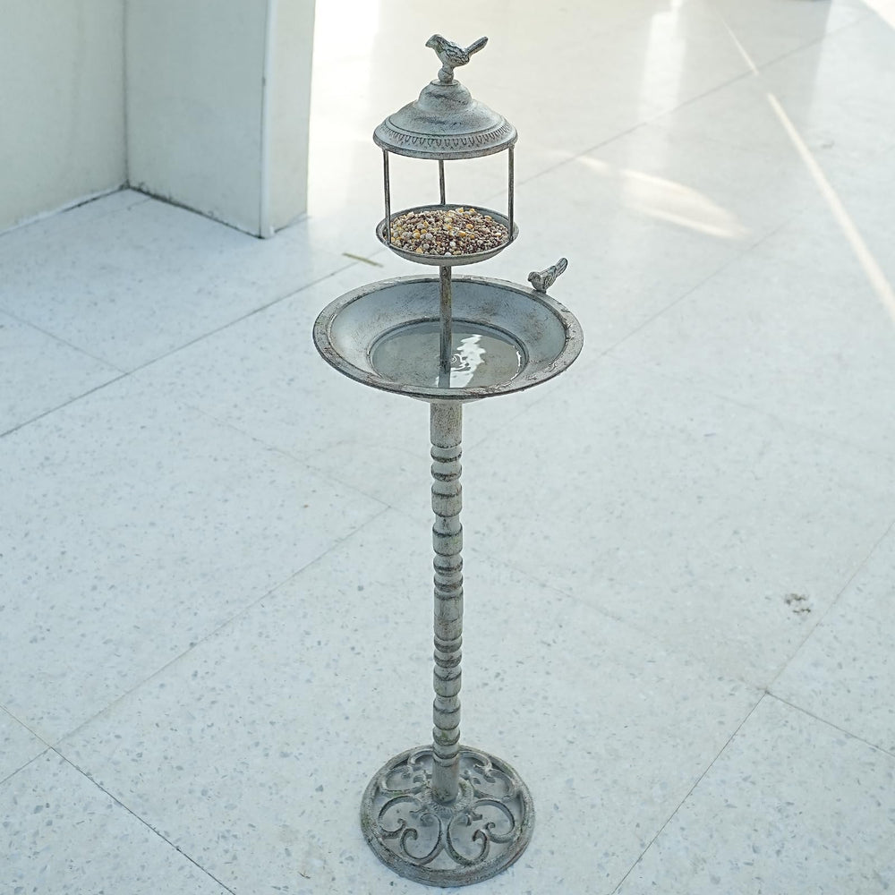 MNRYLKB heavy cast-iron base demonstrating stability and wind resistance