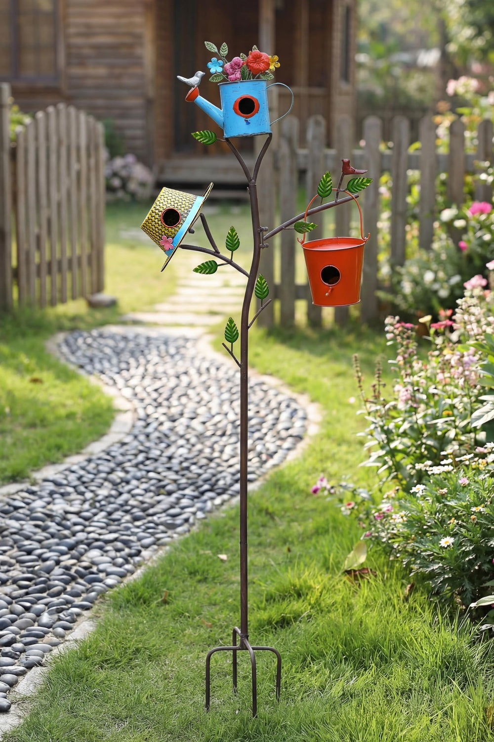MOCOME painted metal finish showing weather-resistant coating and long-lasting color
