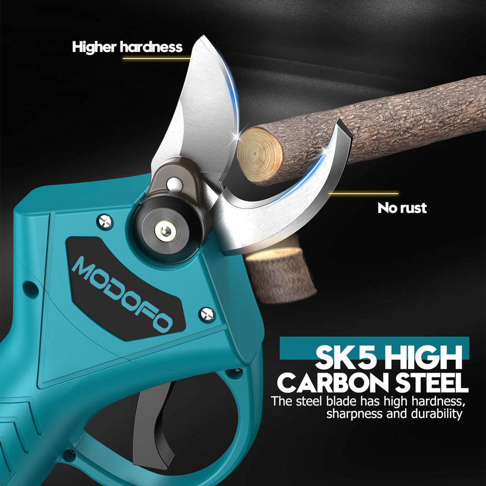 MODOFO close-up of SK5 blade edge for precise clean cuts