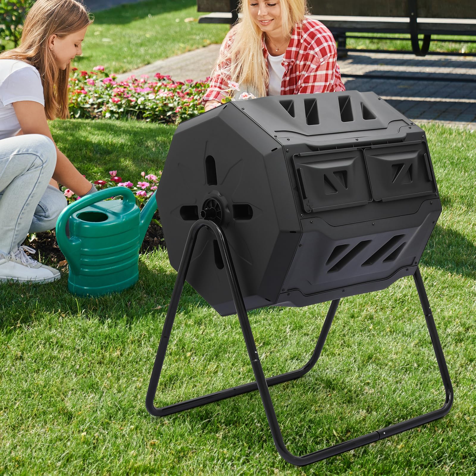 MoNiBloom internal grooves detail aiding aeration and faster breakdown of materials