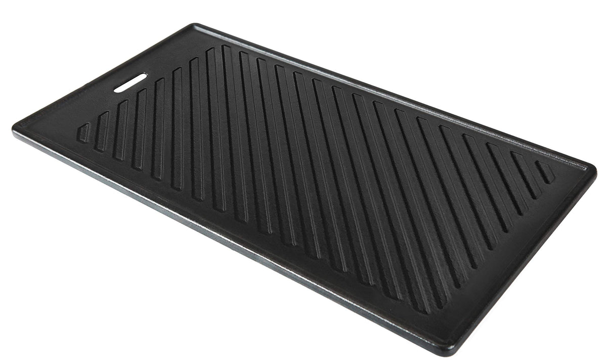 Monument Grills front view cooking plate showing smooth hotplate and clear edge for even cooking