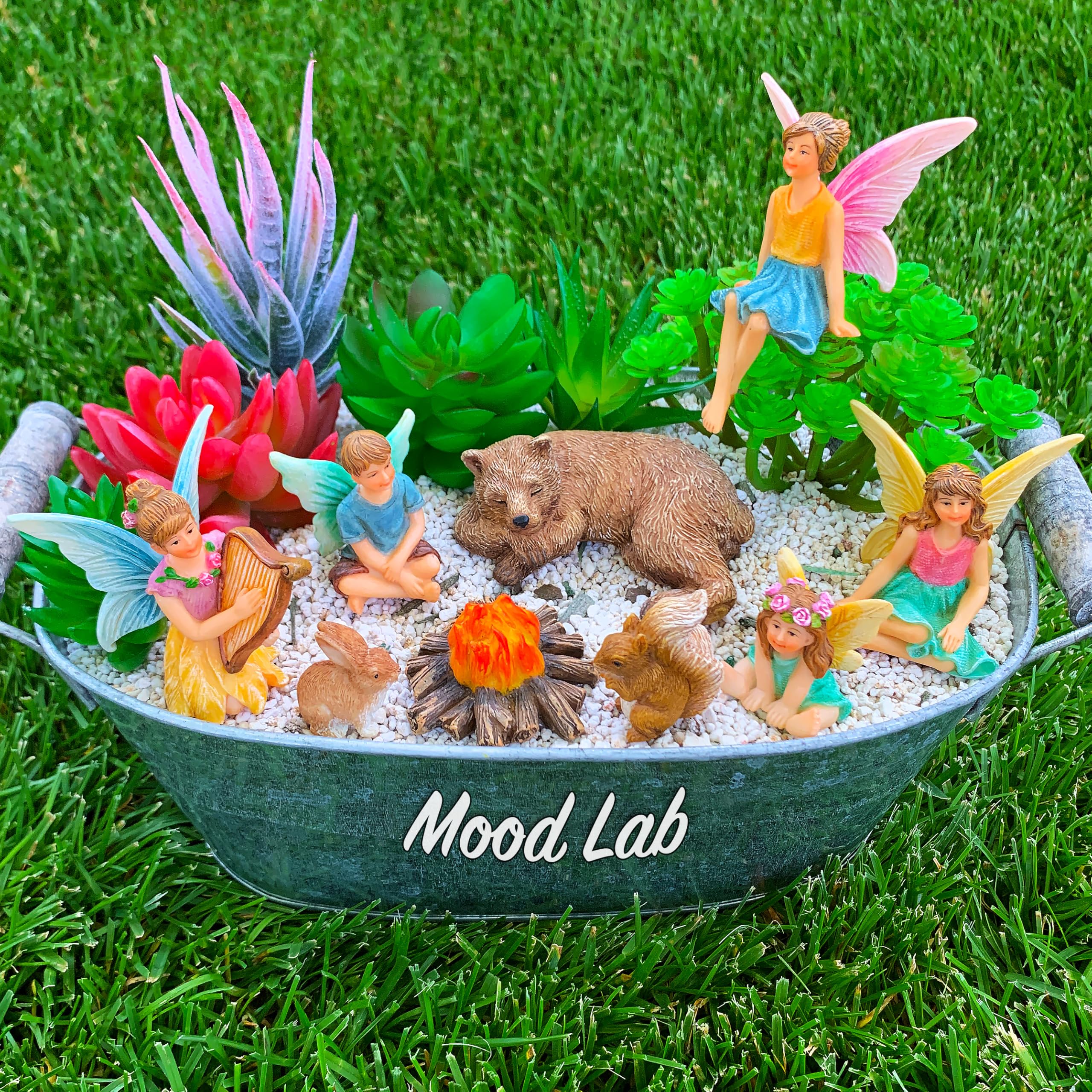 Mood Lab close-up of resin texture and paint, highlighting durability