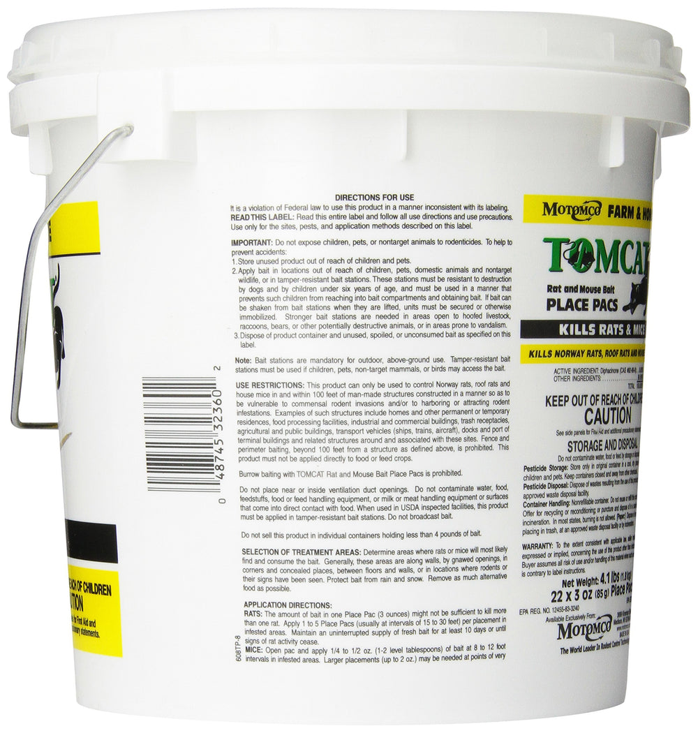 Motomco Tomcat bait granules close up showing texture for better rodent attraction