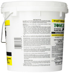 Motomco Tomcat bait granules close up showing texture for better rodent attraction