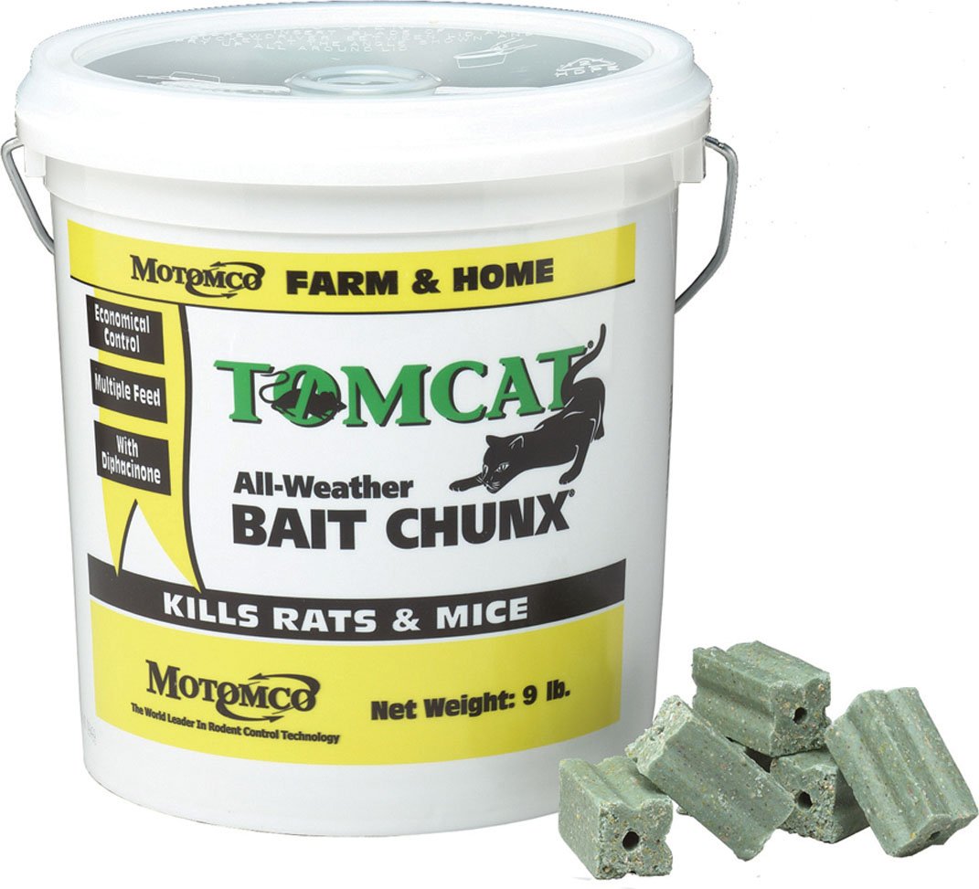 Motomco Tomcat front package showing label and clear product identification for safe use