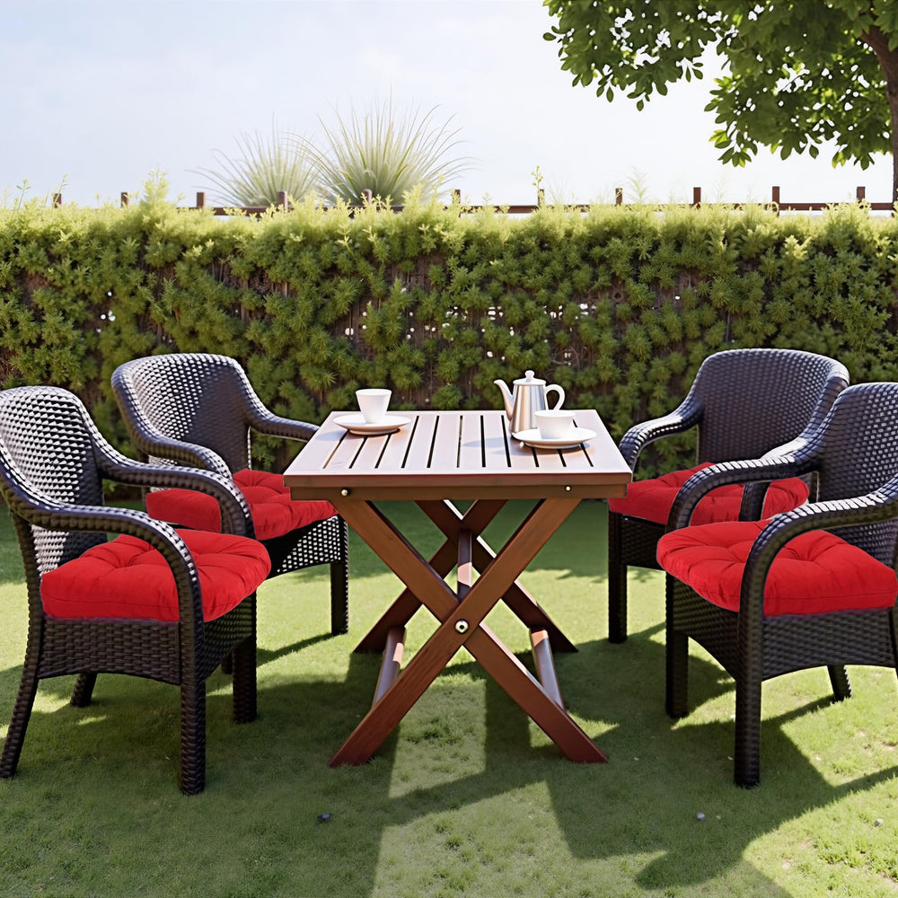 MTMR fabric texture showing water-repellent weave for outdoor durability