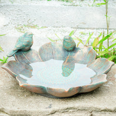 MUMTOP front view bird bath attracting birds to yard