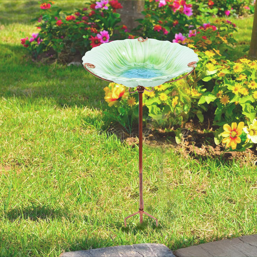 MUMTOP size comparison next to plant pot showing compact footprint benefit