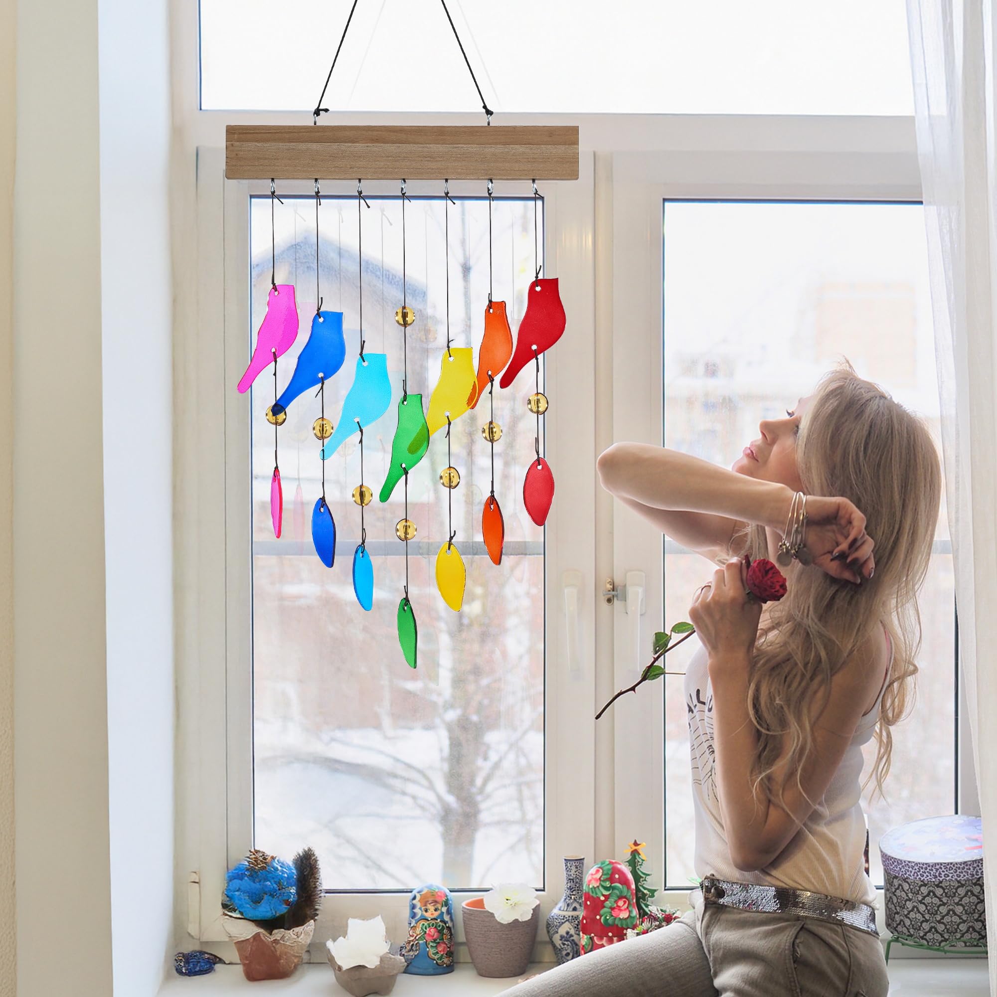 MYCRLIFE glass leaf pendant detail catching light to brighten spaces