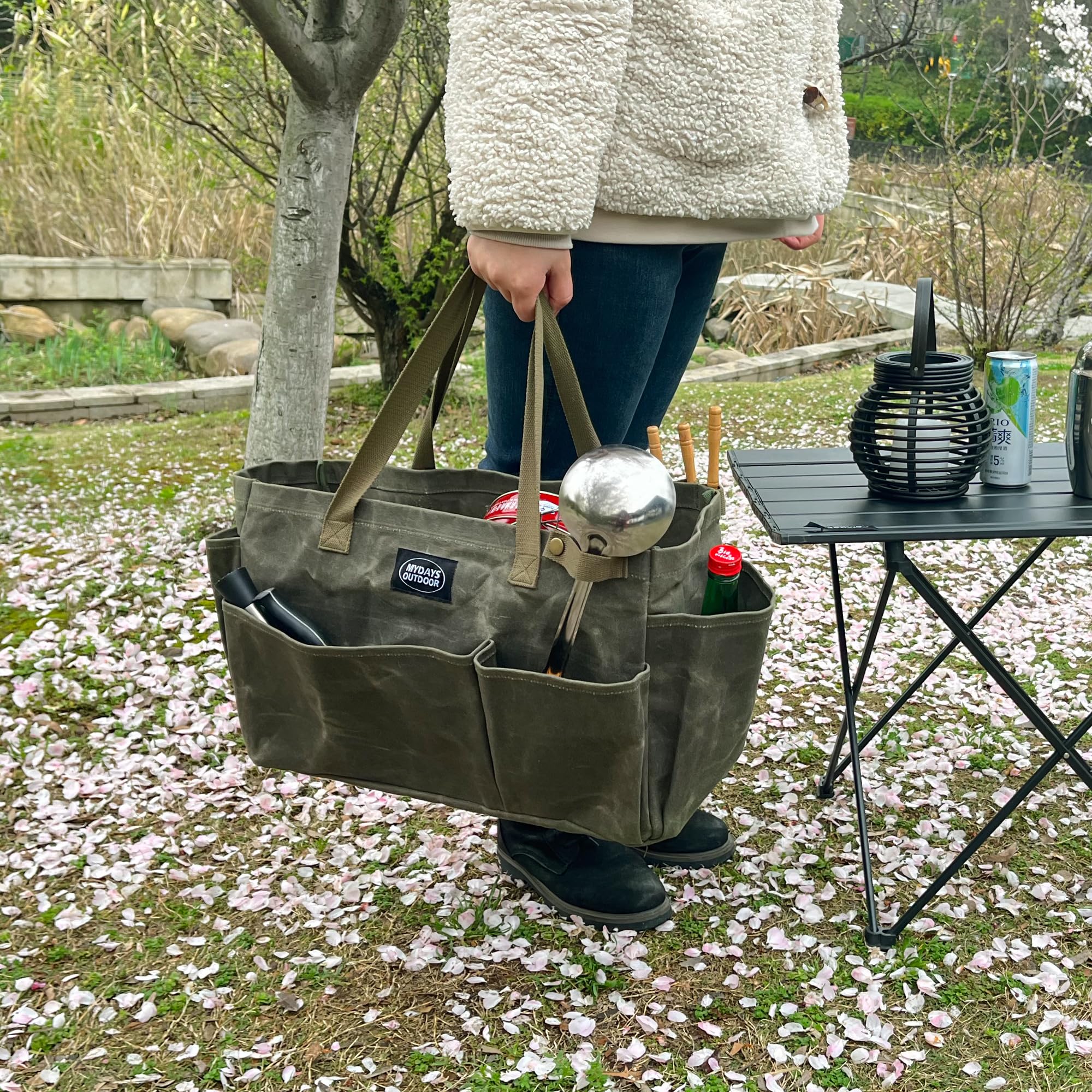 MYDAYS OUTDOOR side mesh pockets for quick access to small items