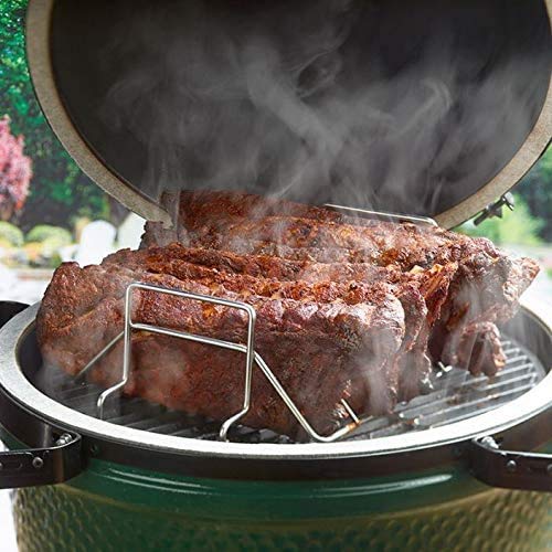 Mydracas rack in a backyard BBQ setting showcasing large-batch grilling