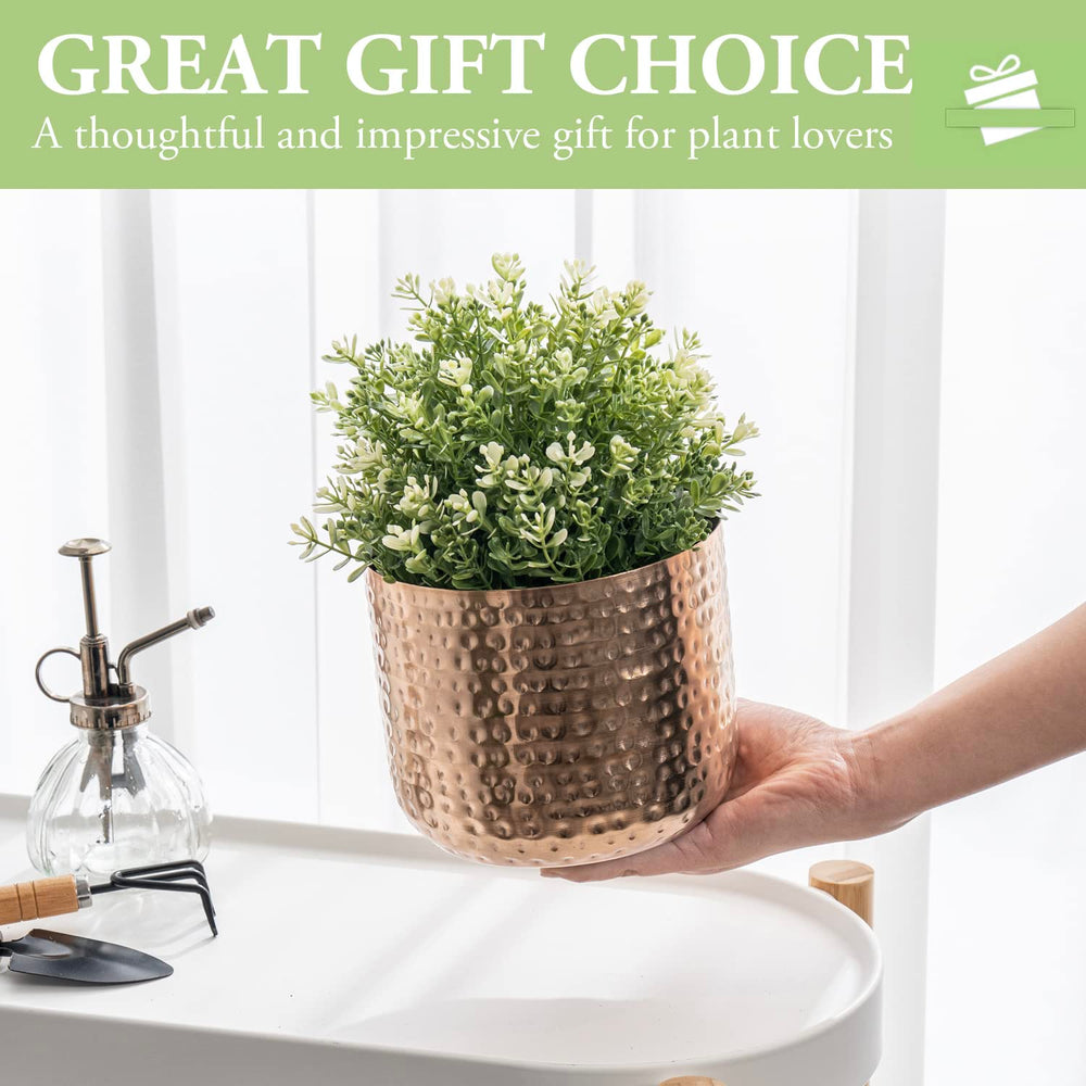 MyGift close-up hammered texture highlighting artisanal finish and visual depth