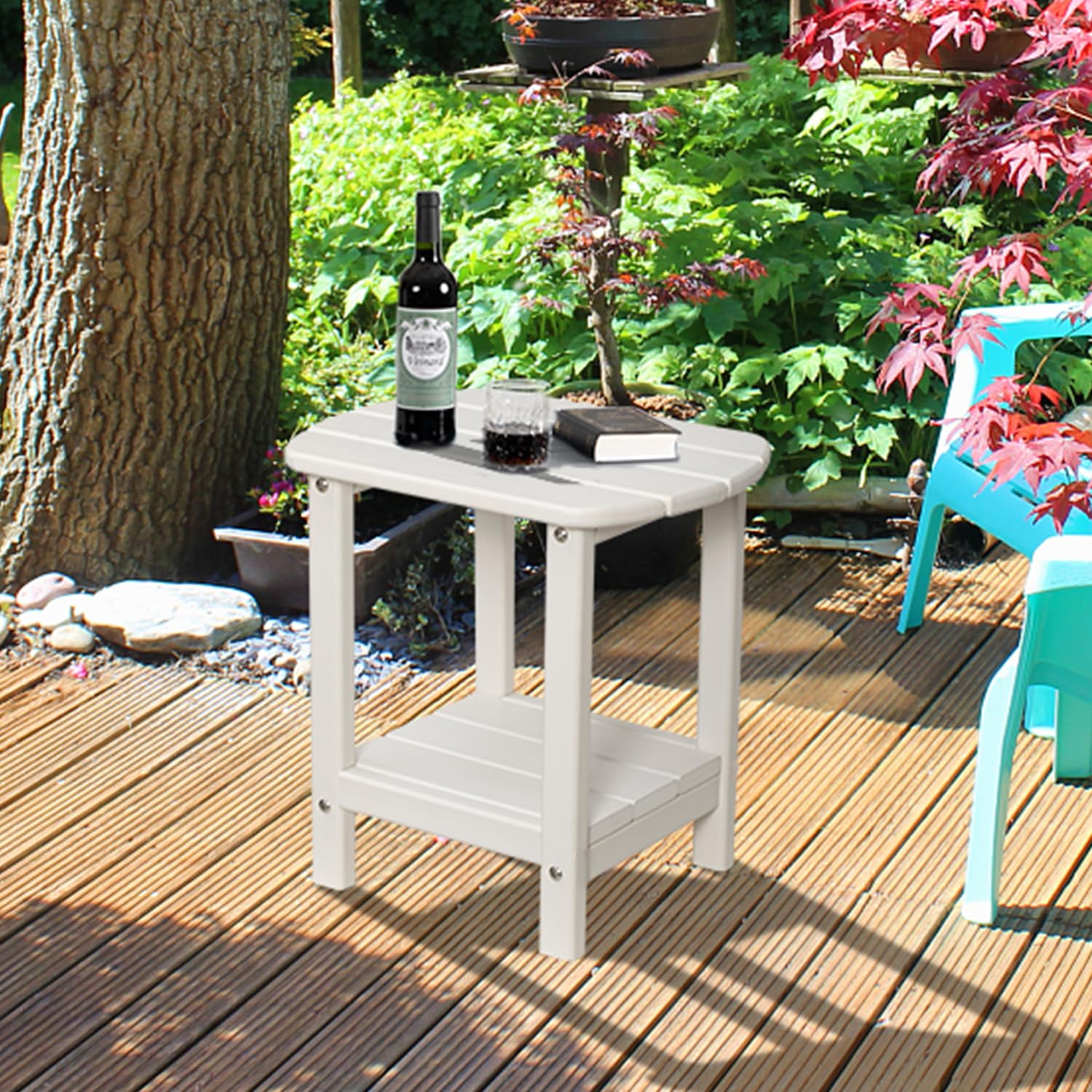nalone table in use with drinks showing stability and outdoor convenience