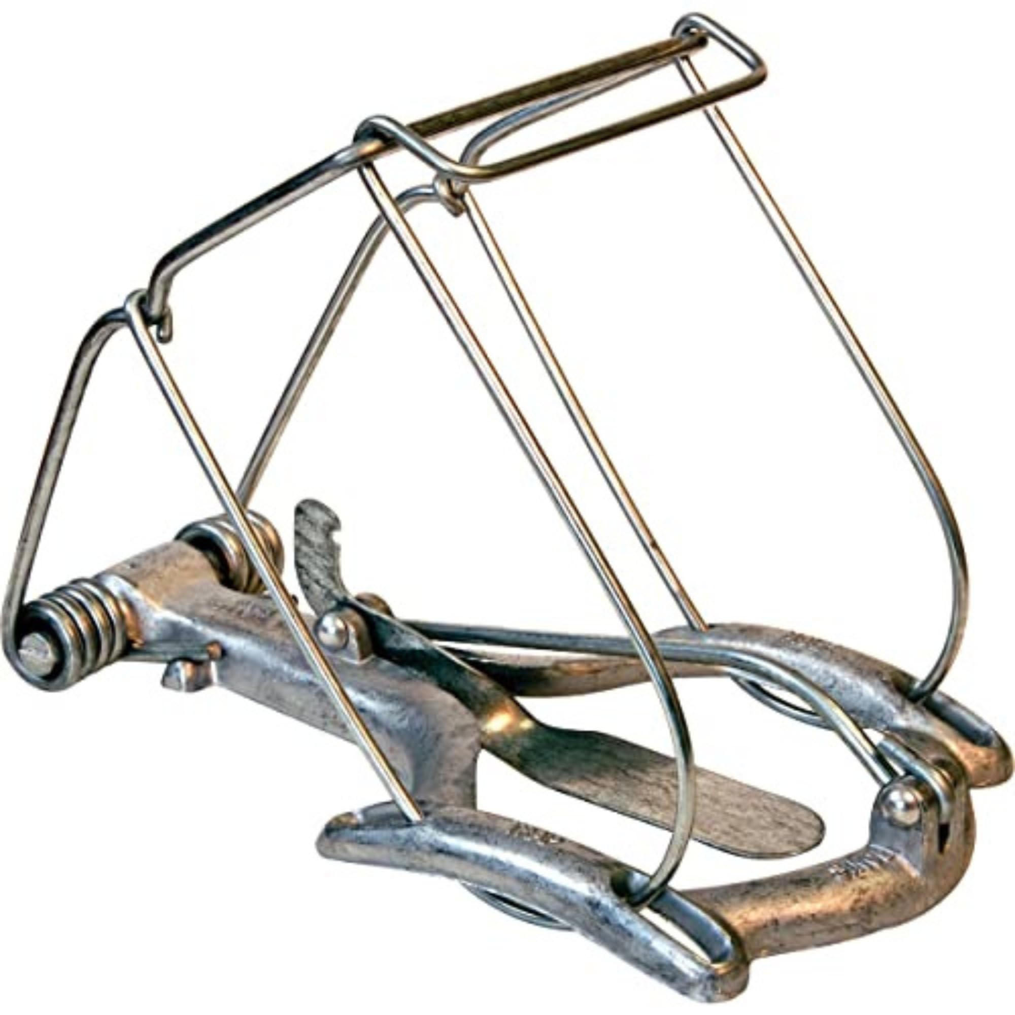 Nash 100 front view showing trap layout and durable construction benefit