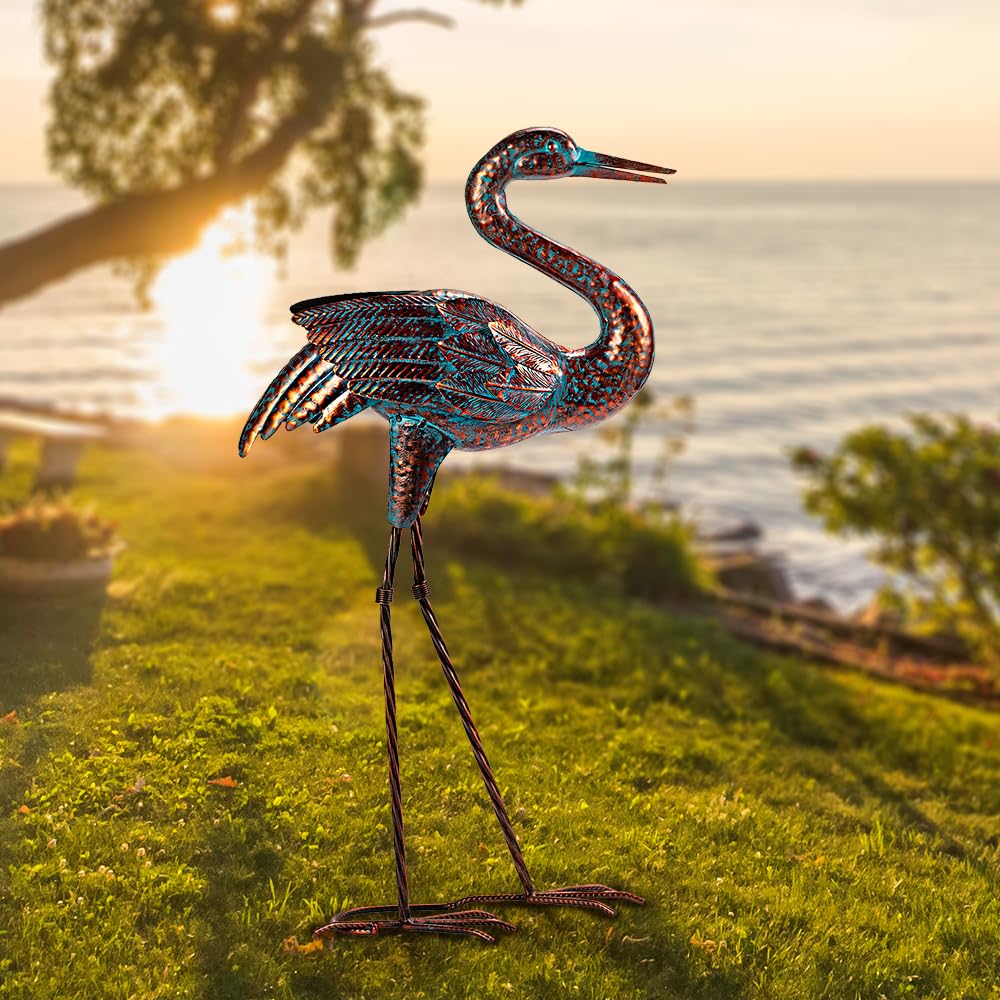 Natelf close-up of layered metal feather texture showing artisanal detail benefit