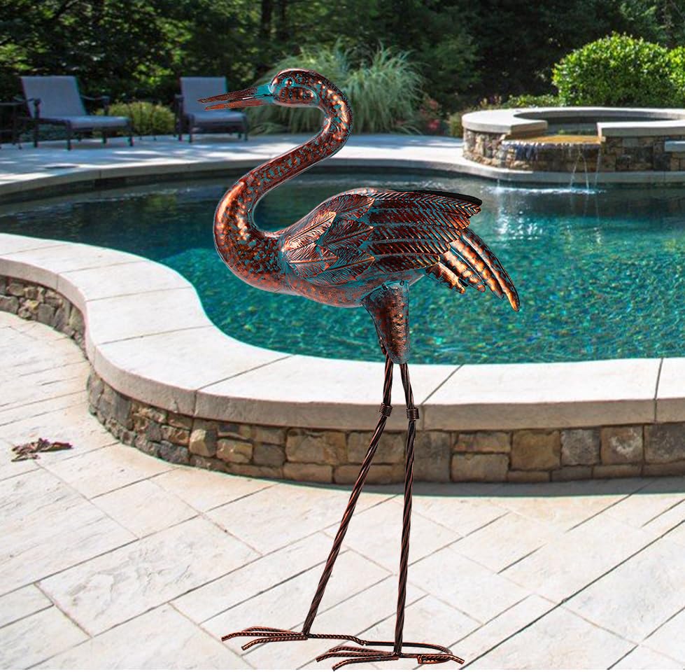 Natelf side profile of heron sculpture highlighting realistic neck curve and stance