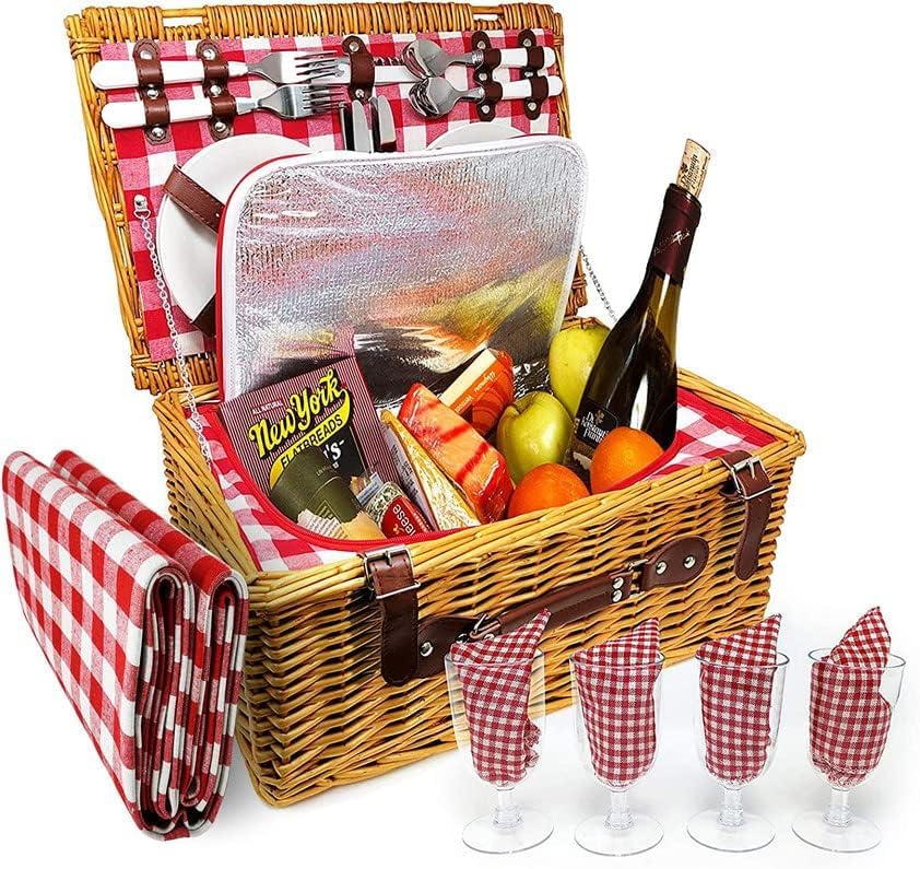 Nature Gear picnic basket front view showing organized set and easy carrying