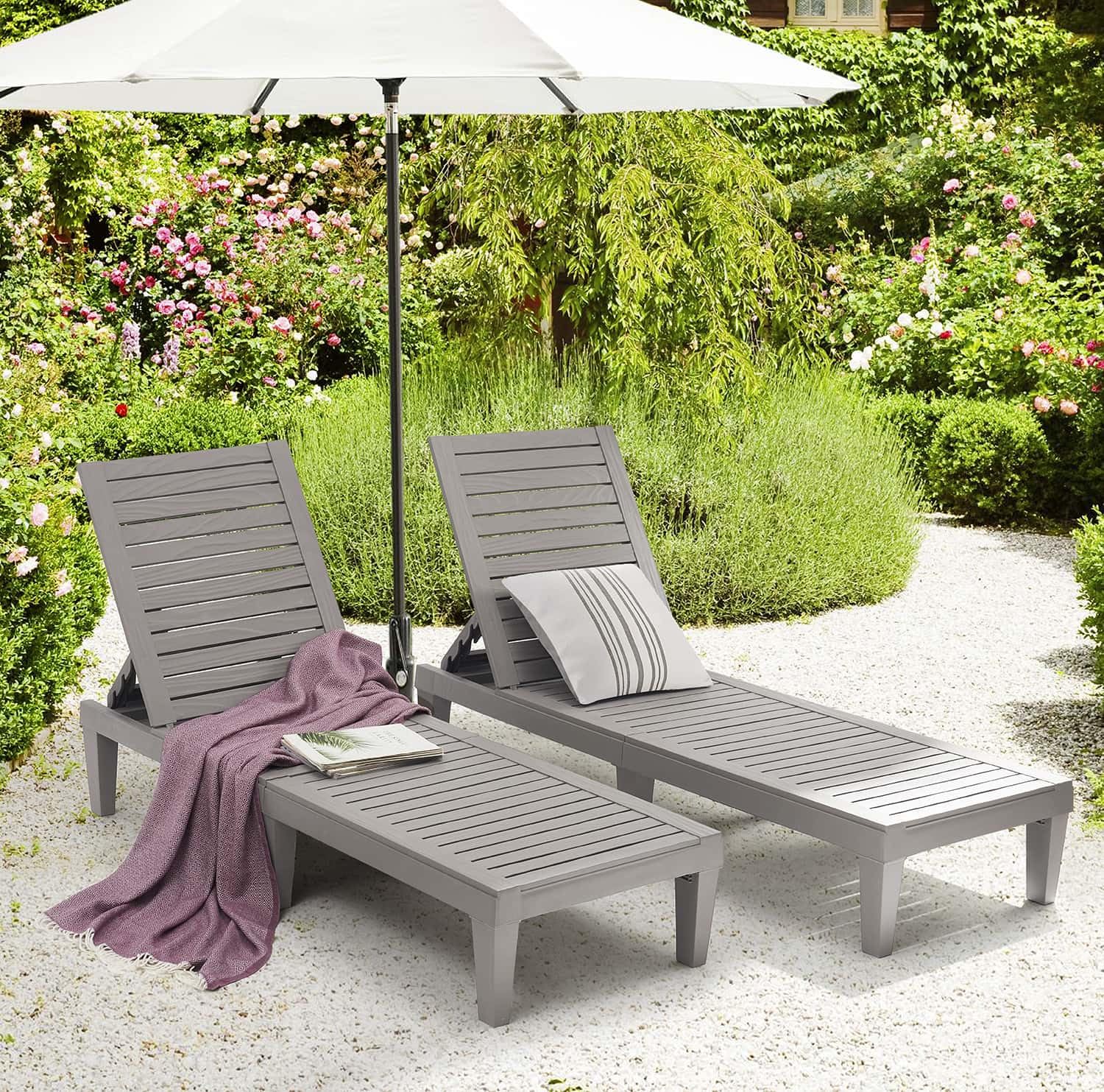 Nestl poolside scene illustrating water-resistant use and relaxing atmosphere