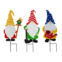 NewVees gnome front view showing full 21-inch decorative silhouette and curb appeal