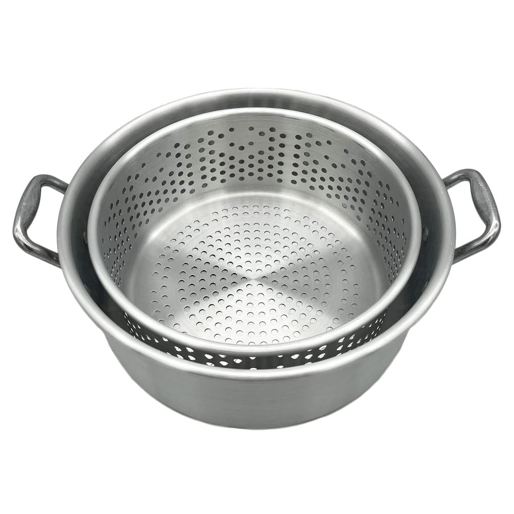 Nexgrill wide side handles and built-in drain clip for secure handling and draining