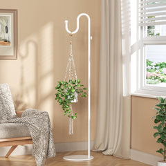niffgaff hook close-up curve highlights secure hanger design benefit