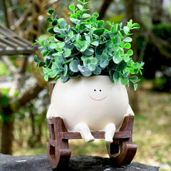 NINIPAPA front view showing smiley planter, bright decor appeal