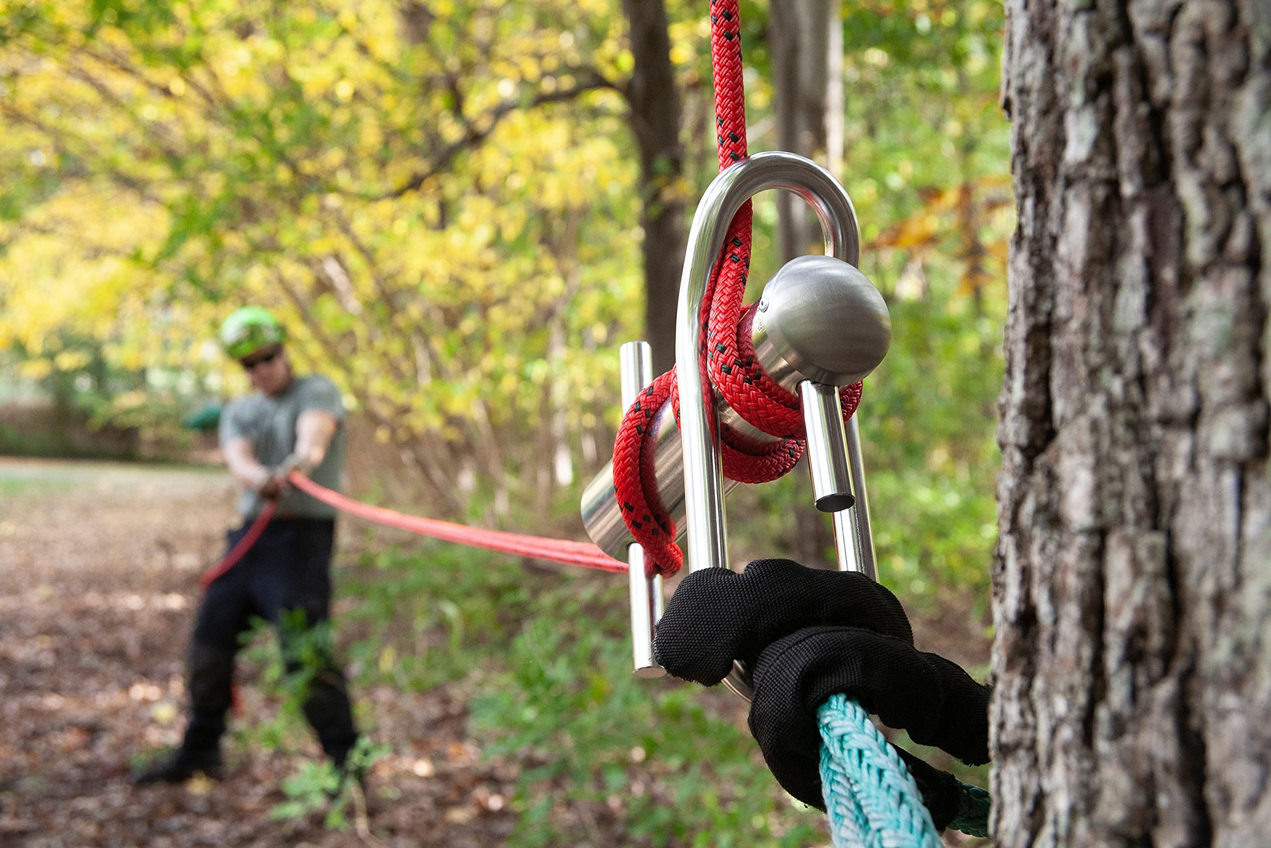Notch Portawrap side profile with rope threaded demonstrating controlled friction braking for smooth descent