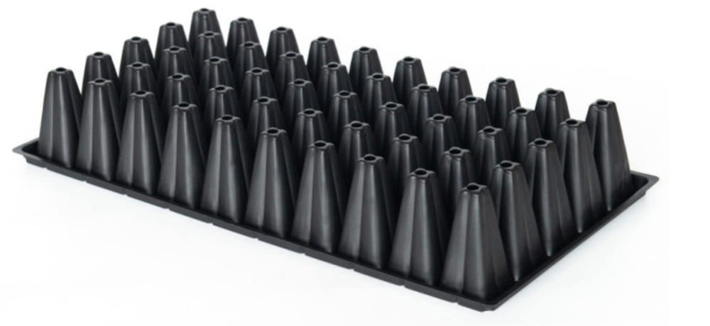 NOTHERS RooTrimmer close-up of cell depth illustrating 3.54-inch root space for larger plants
