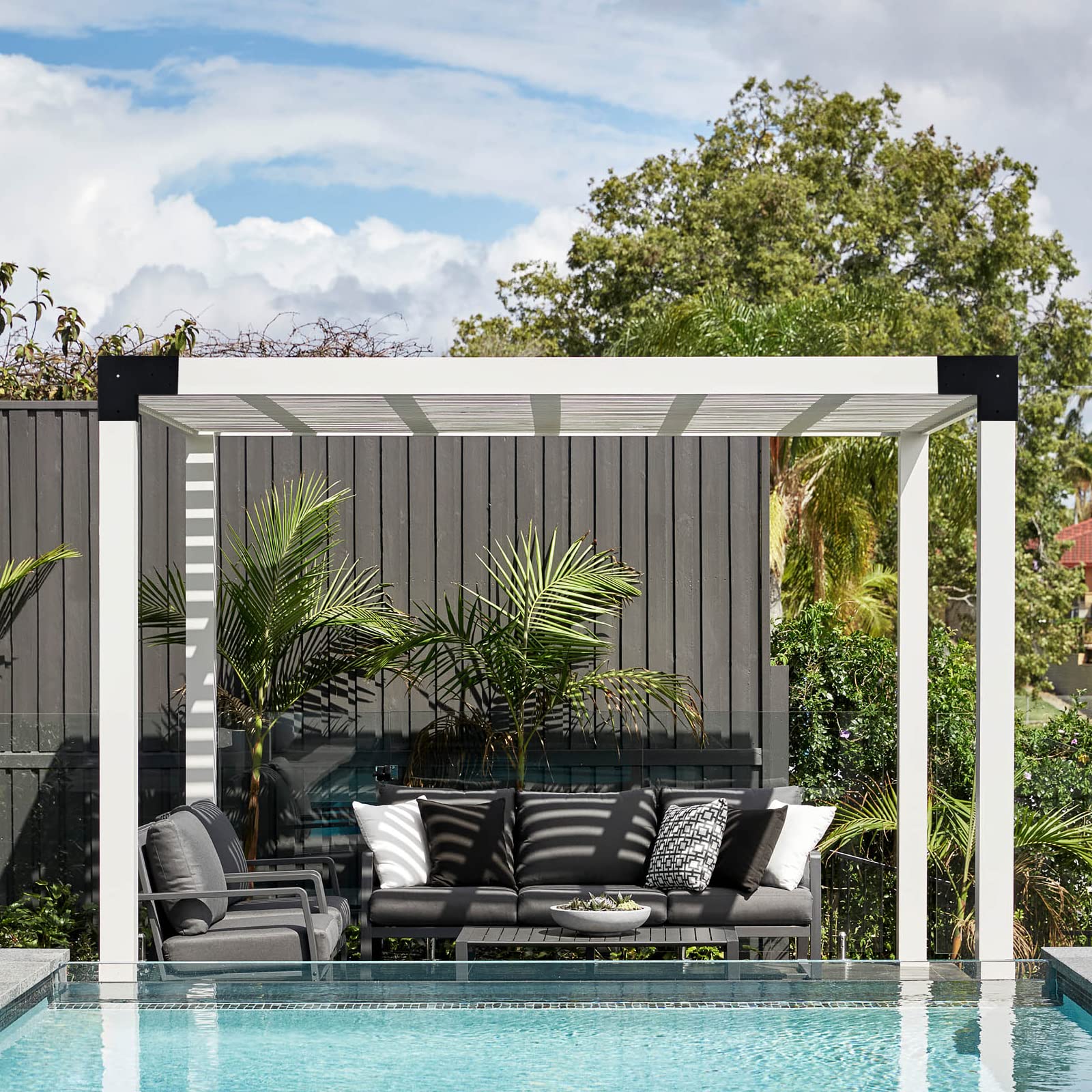 Nrspp bracket used on backyard pergola showcasing tidy outdoor finish