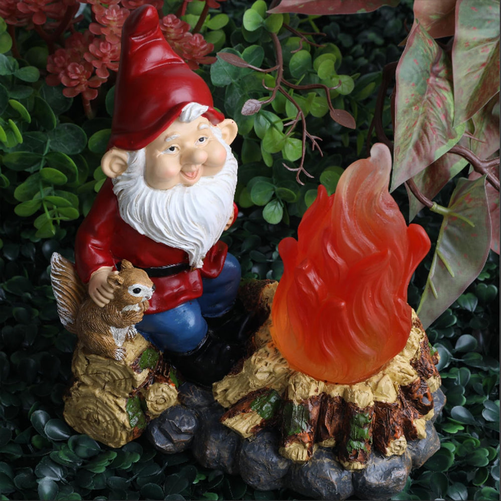 O-FarFarm gnome next to hand showing size and scale benefit