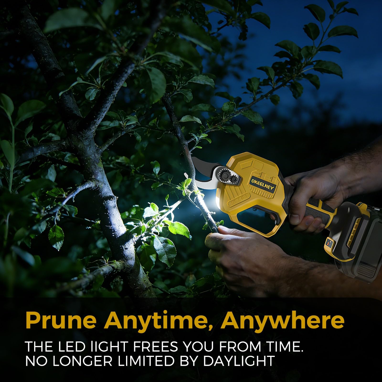 Okeelney integrated LED worklight illuminating cuts for greater precision