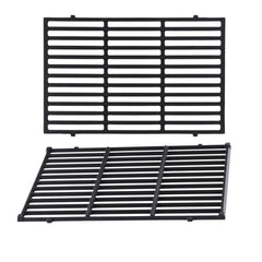 Oklagarden front view of cast iron grates showing full cooking surface and fit