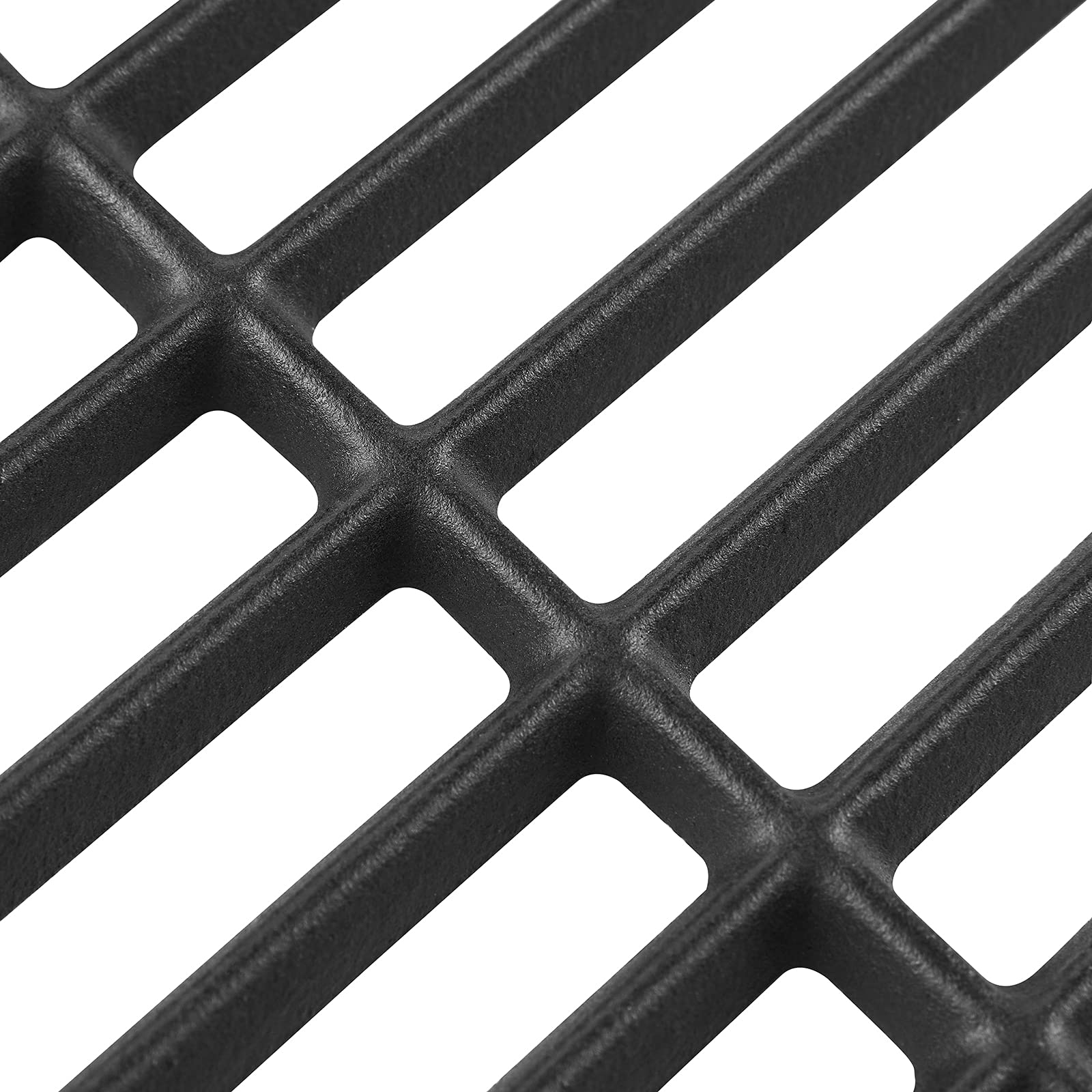 Oklagarden grates in backyard grill during cookout showing reliable heat retention