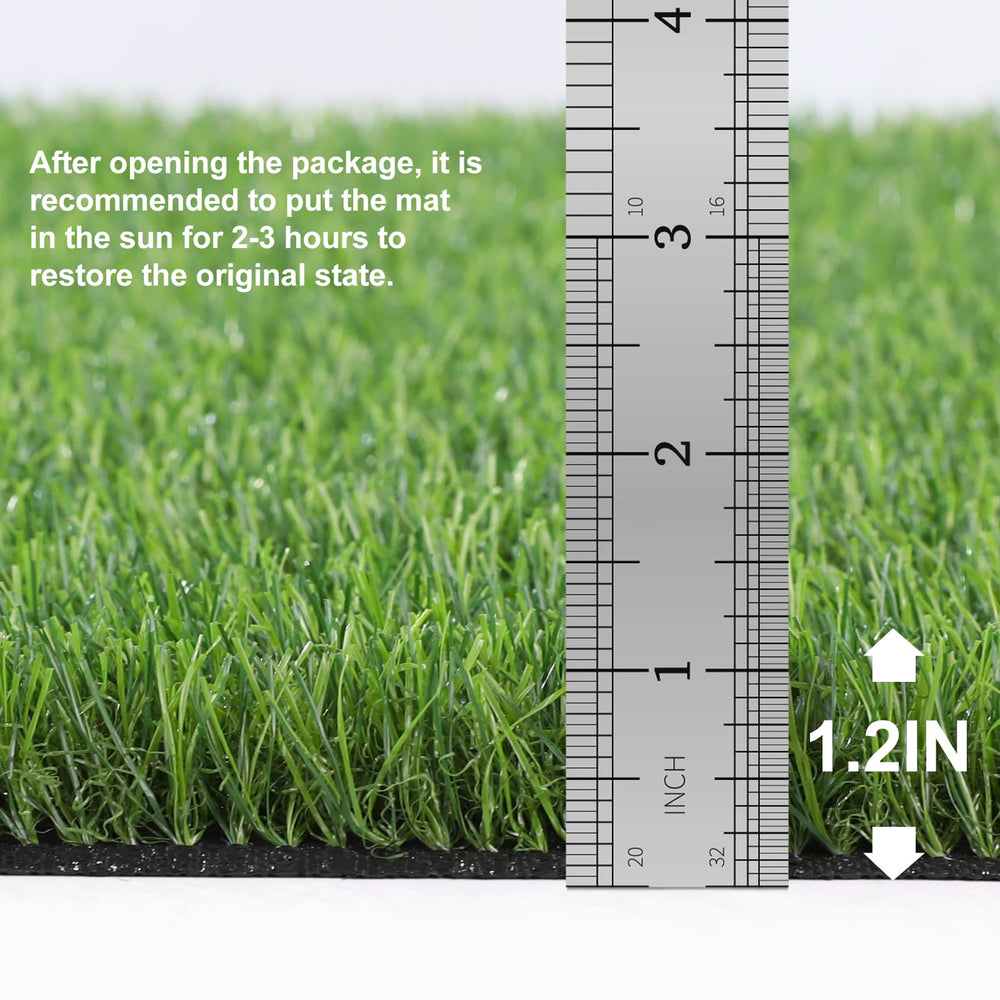 OLanto close-up of grass blades highlighting soft 3cm pile and natural texture