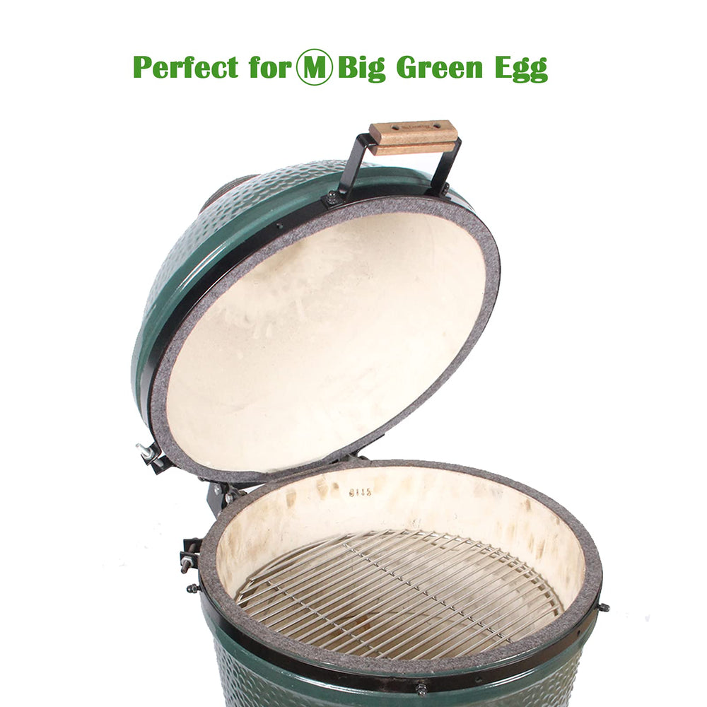 OLIGAI grate with cast-iron pan on top showing stable cook surface benefit