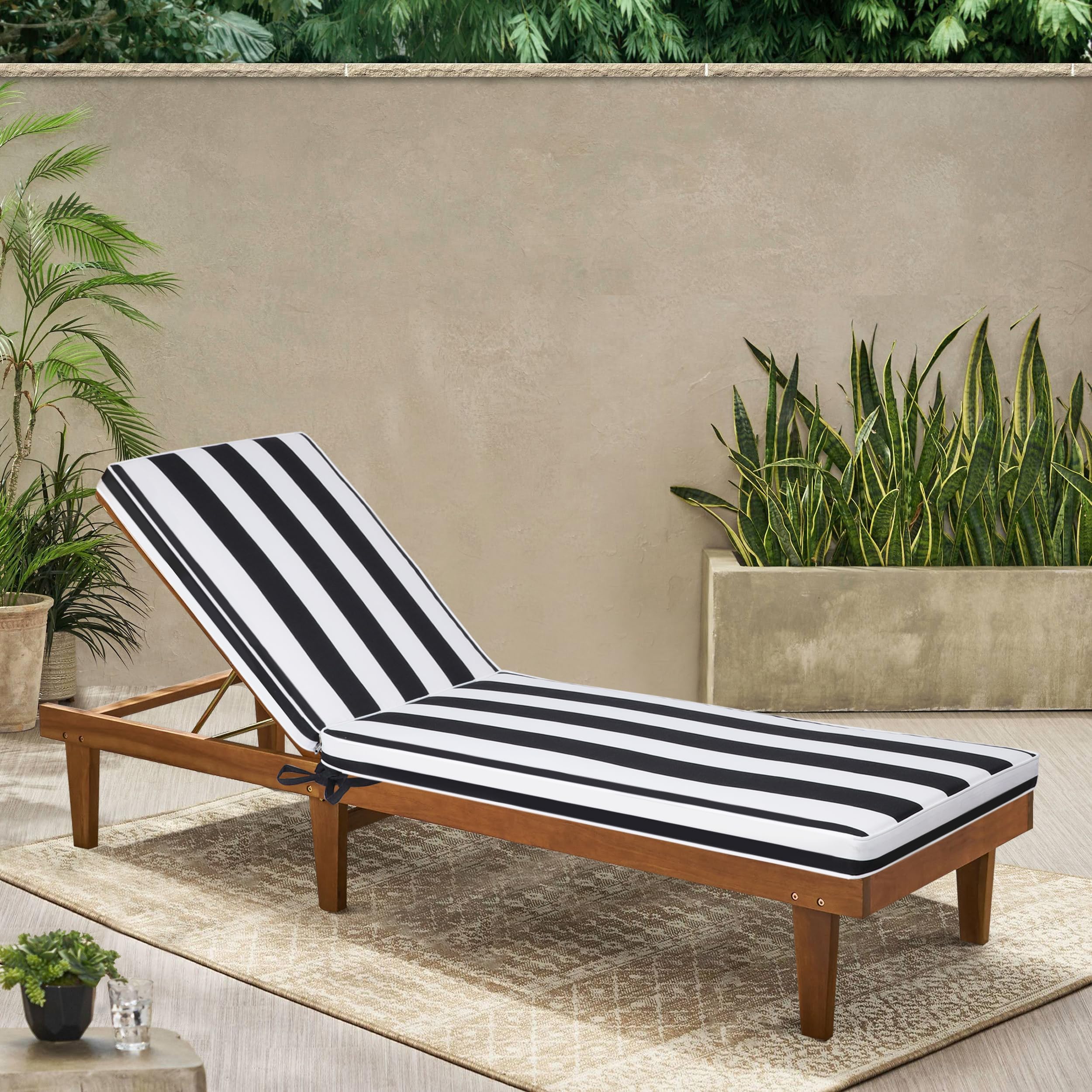 Only choice cushion beside ruler showing 80 by 26 inch scale for fit