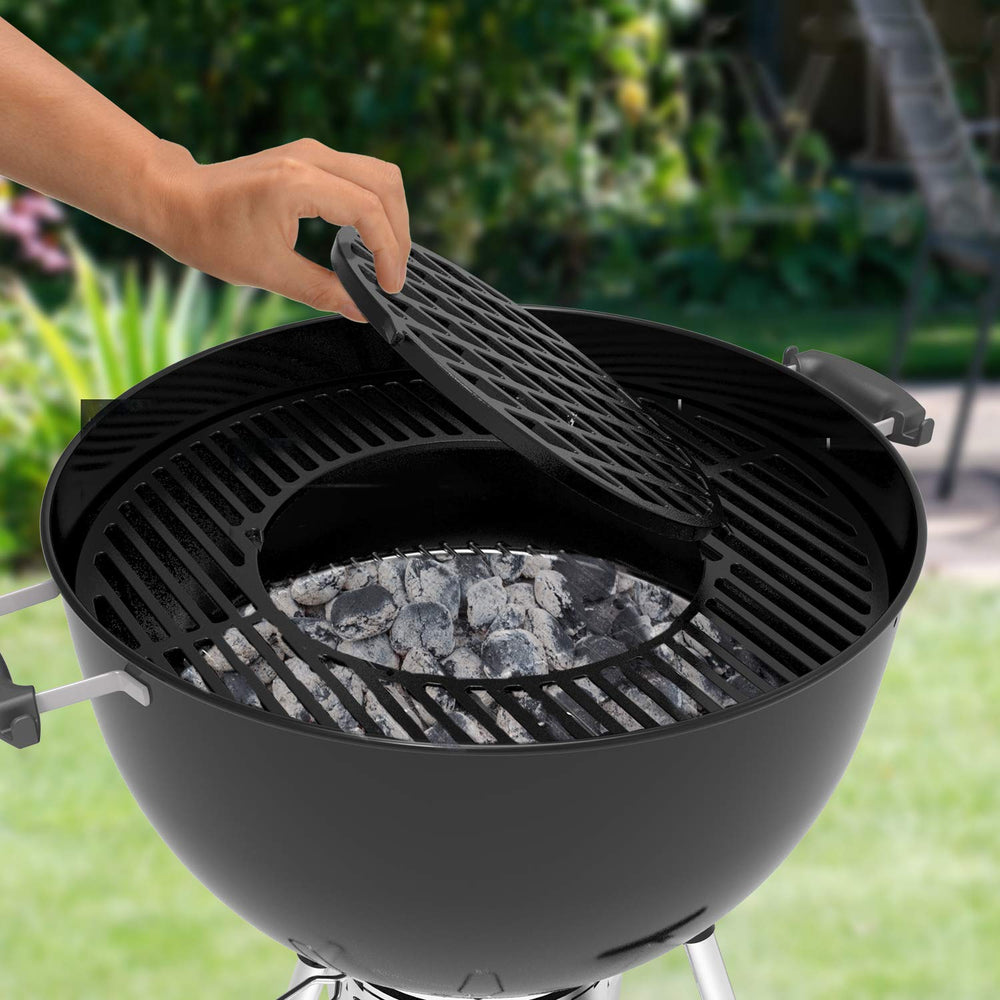 onlyfire grate installed on Weber kettle demonstrating compatibility benefit