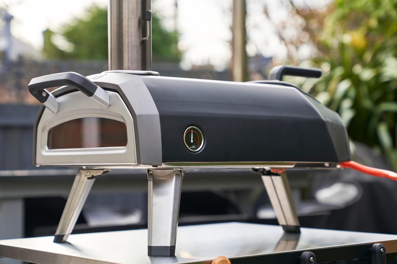 Ooni burner side profile showing robust construction and portability