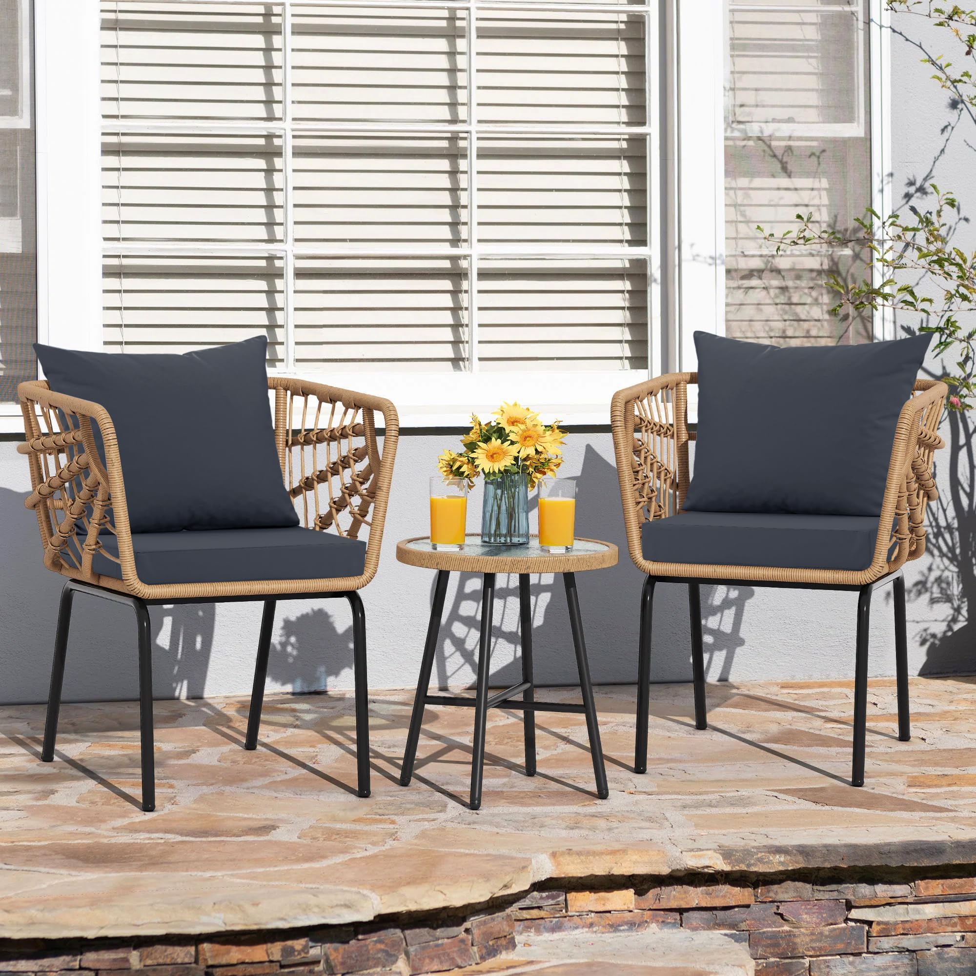 Ottowood lifestyle backyard setting showing comfortable seating for outdoor gatherings